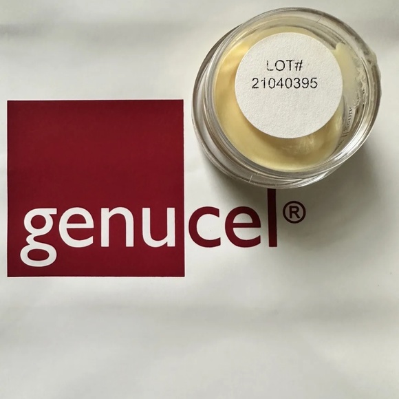 CHAMONIX GENUCEL SKIN CARE HYALURONIC SERUM - Picture 5 of 6